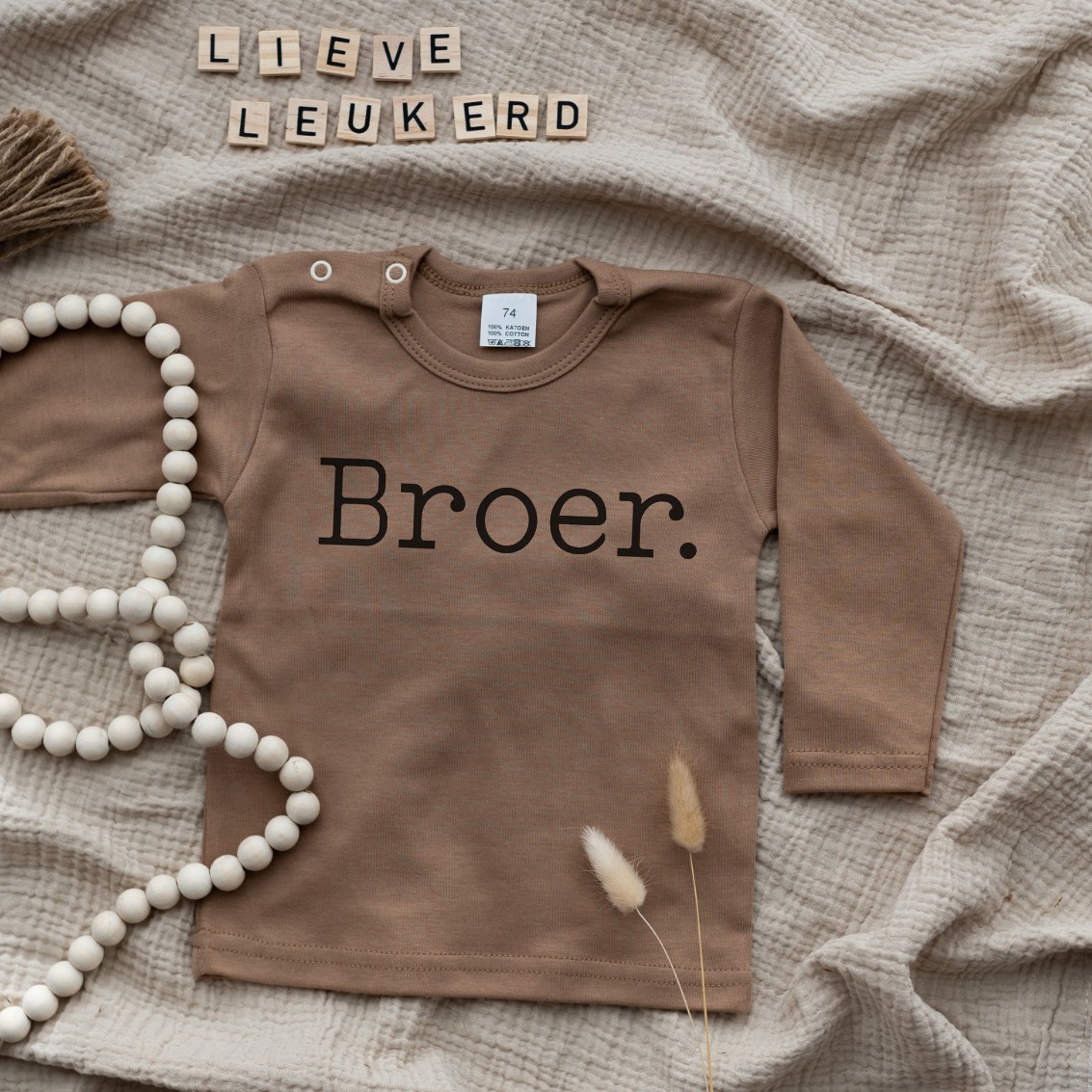 thsirt lange mouw mokka naturel broer tekst