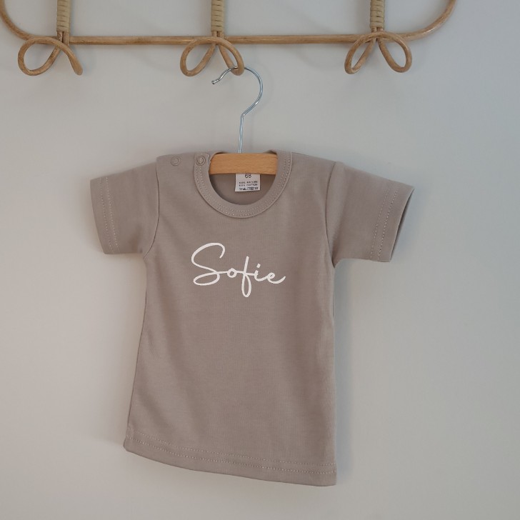 Shirt gepersonaliseerd naam groot naturel kleur simple nude