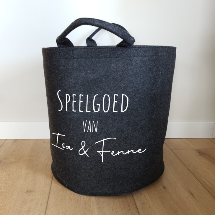 Speelgoed van Isa en Fenna speelgoedmand opbergen trend